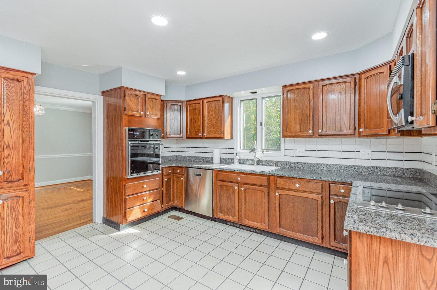 315 Edwards Ferry Road NE photo 10