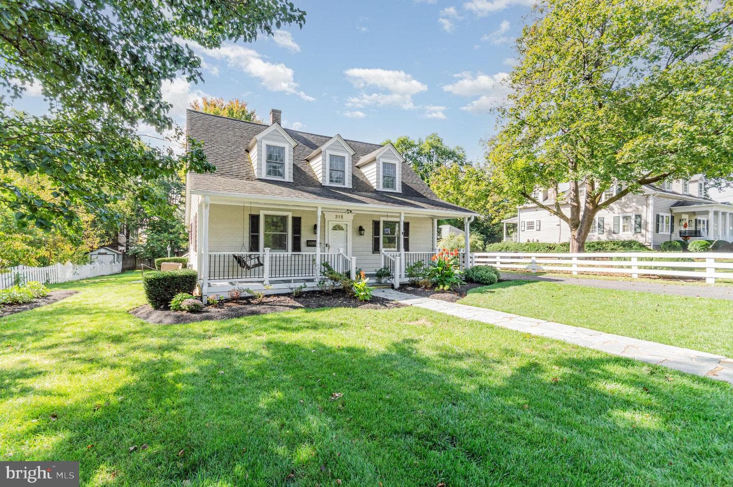 315 Edwards Ferry Road NE photo 4
