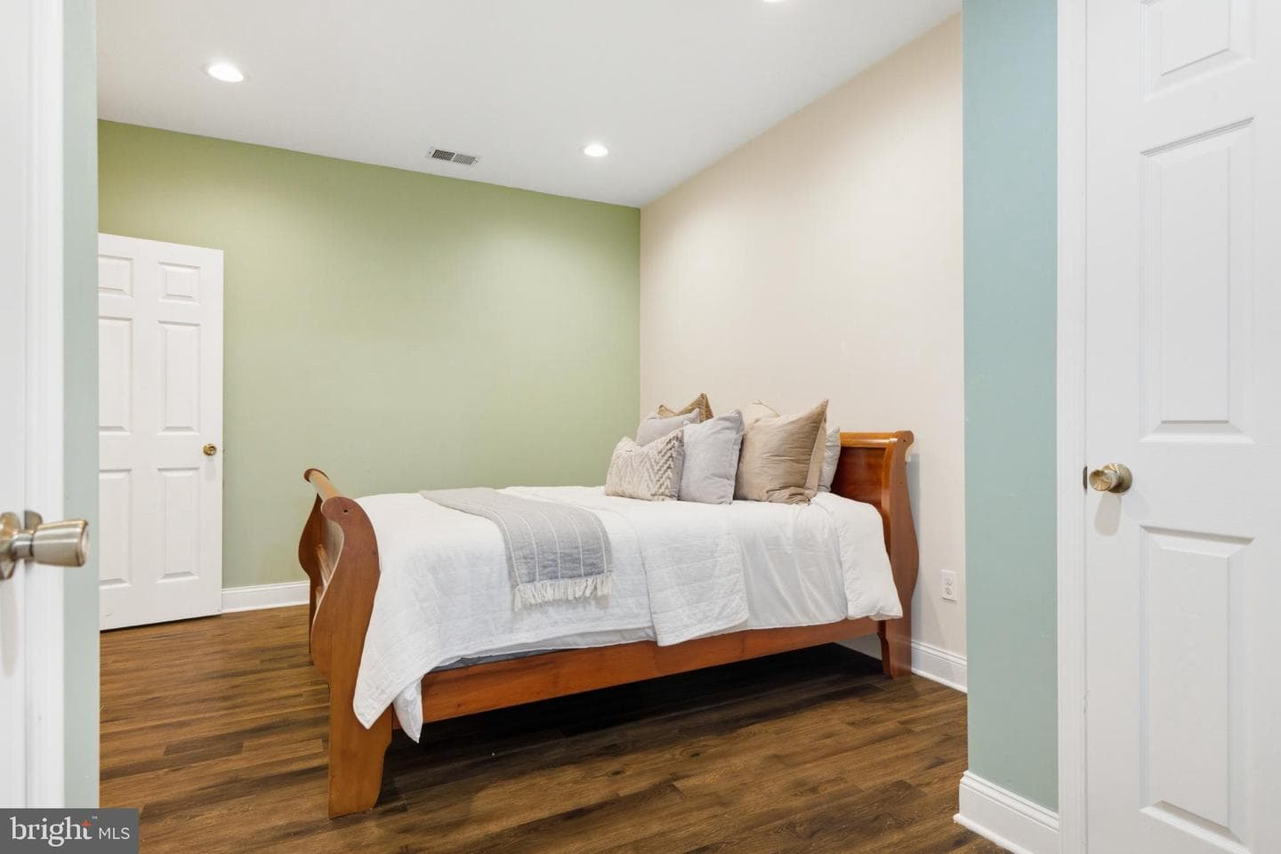 14388 Waterford Woods Court photo 67