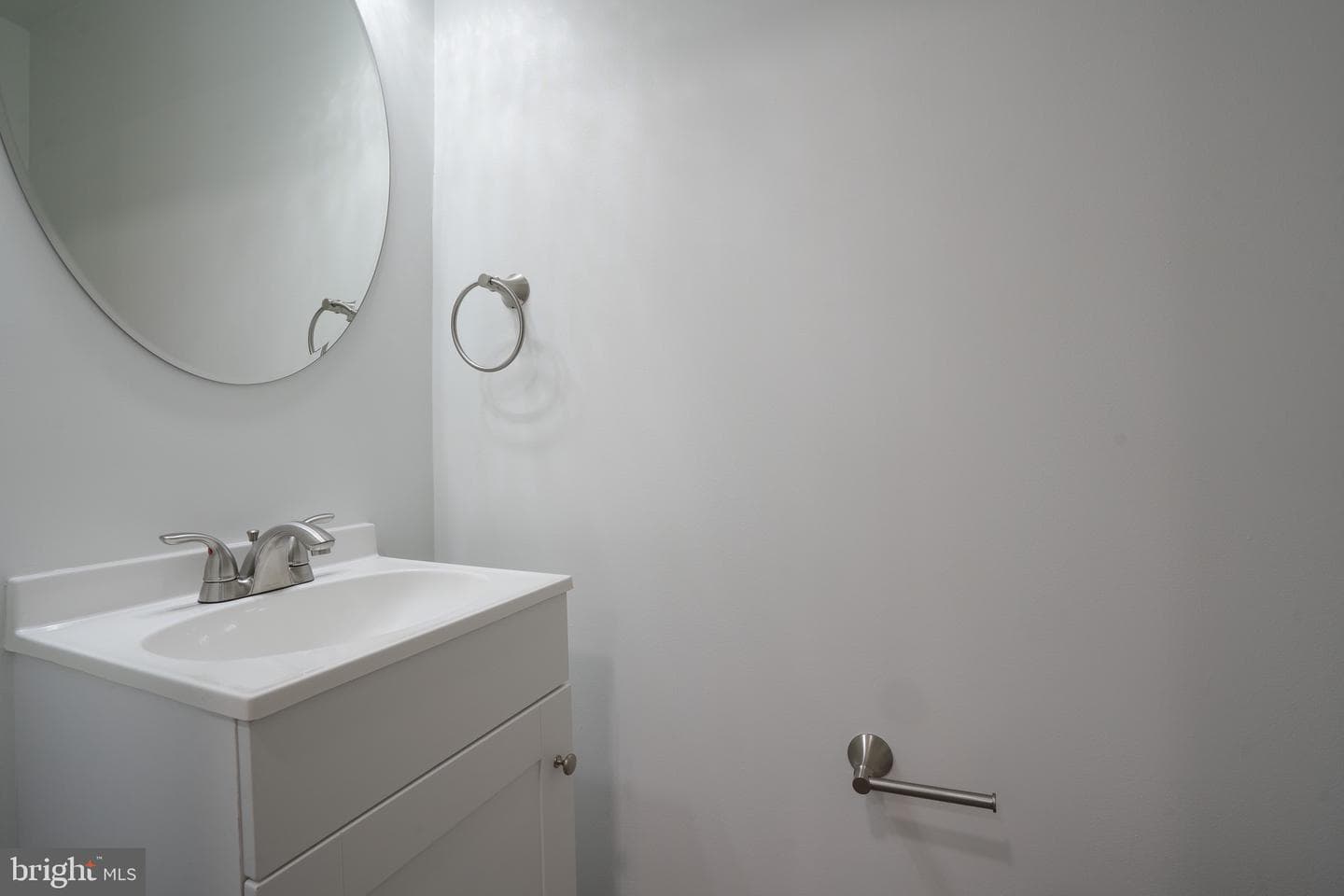 112 Argus Place photo 14