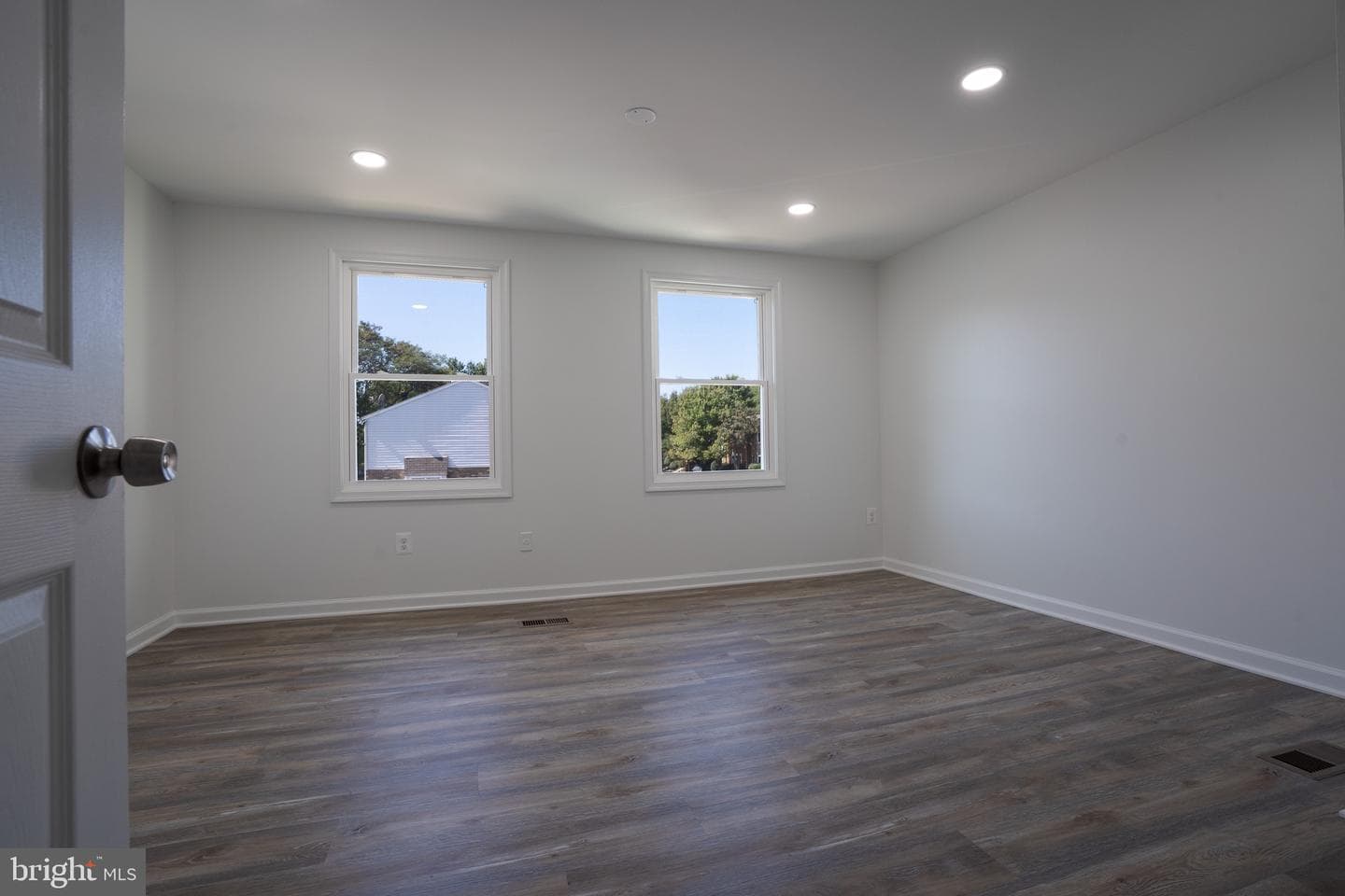 112 Argus Place photo 20