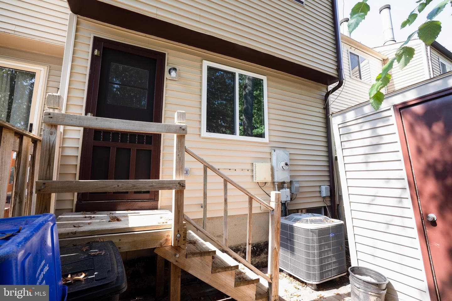 112 Argus Place photo 34