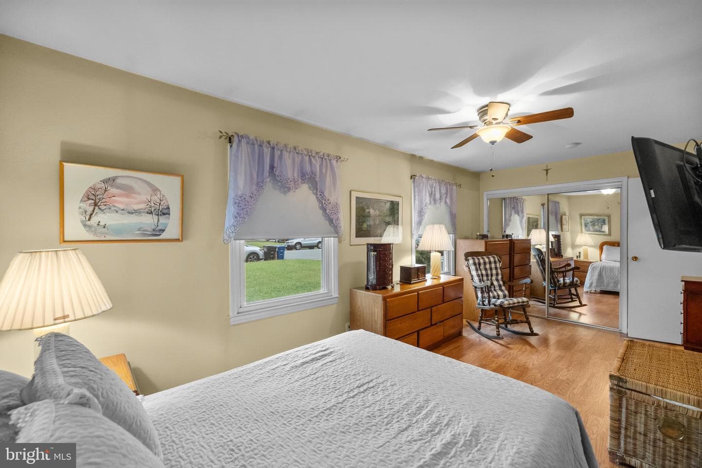 108 N Alder Avenue photo 18