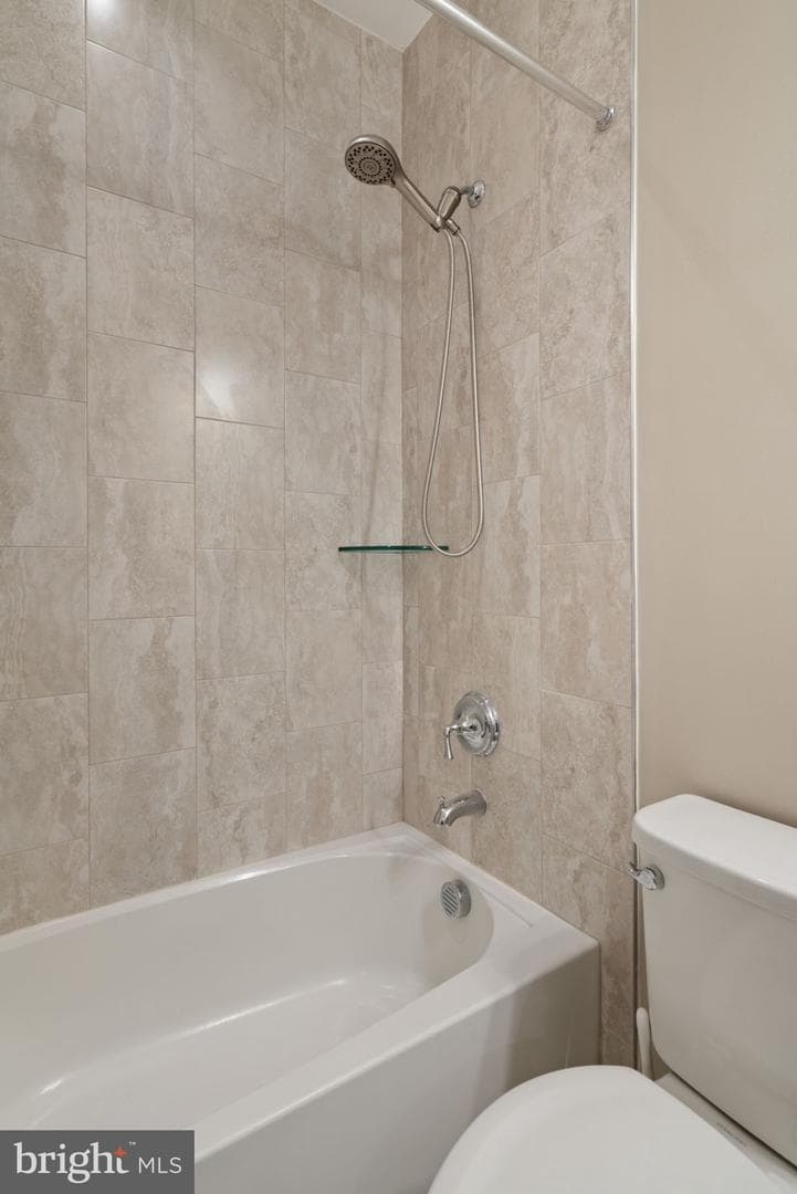 20396 Roslindale Drive photo 11