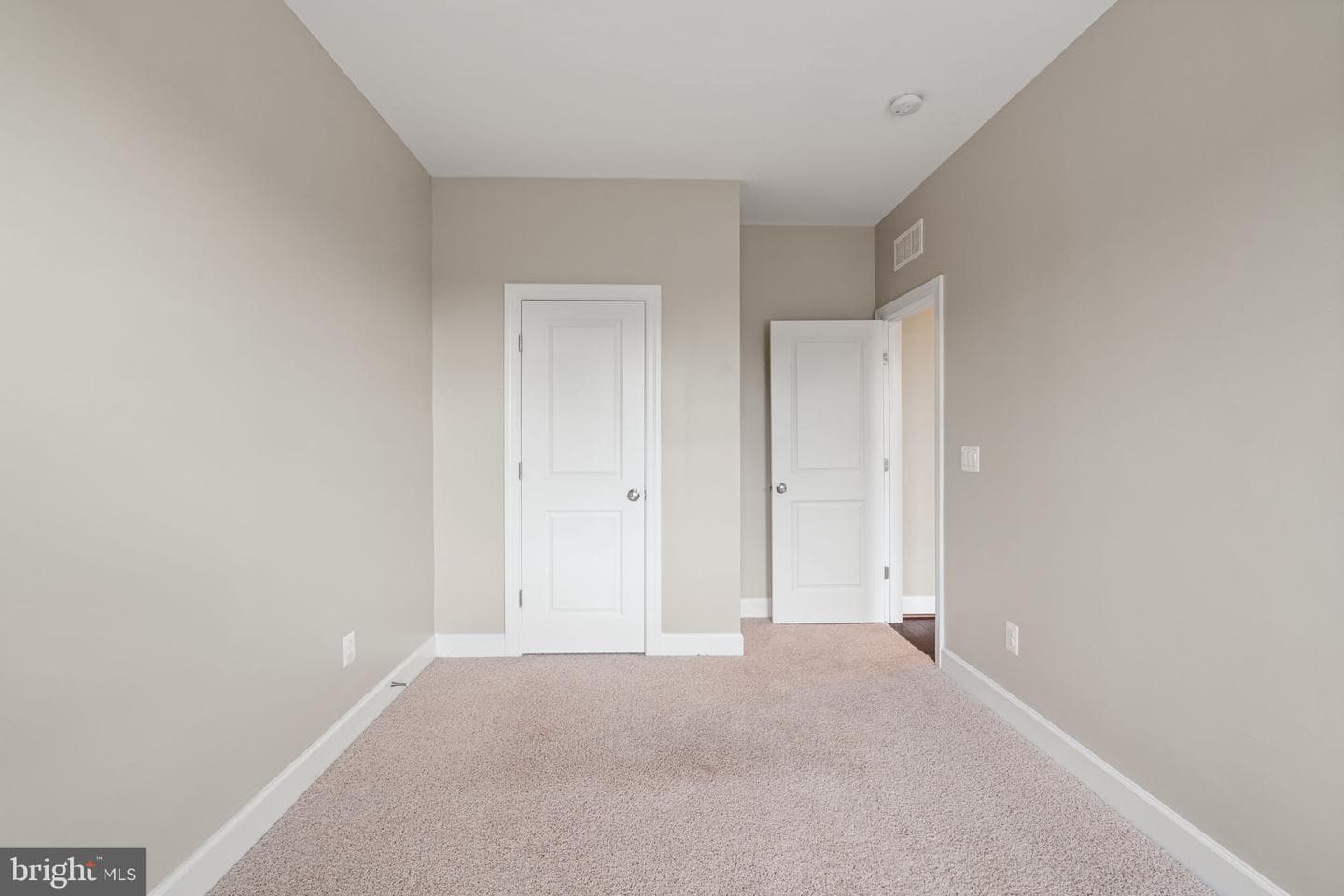 20396 Roslindale Drive photo 43