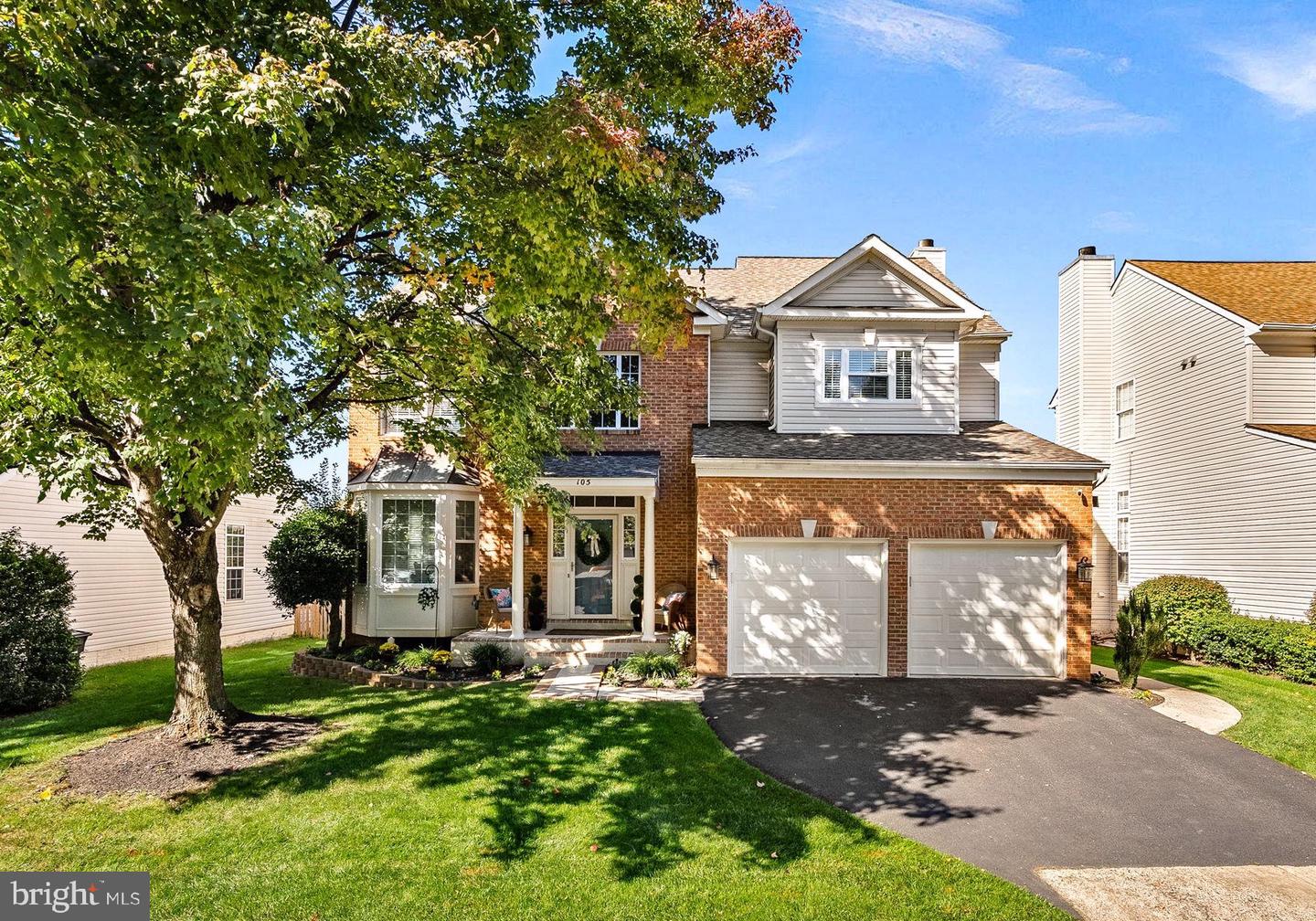 105 Burt Court NE photo 1