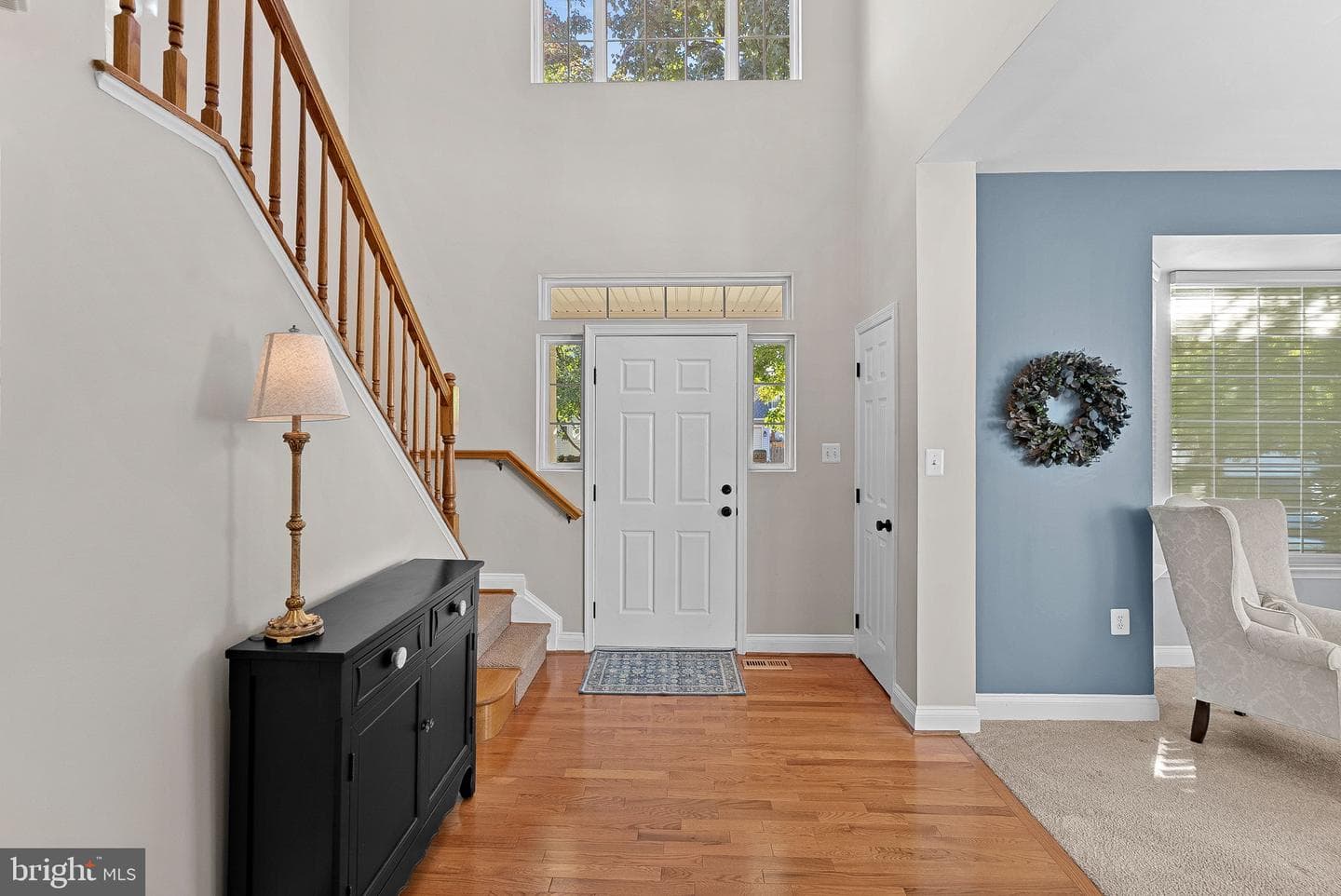 105 Burt Court NE photo 4