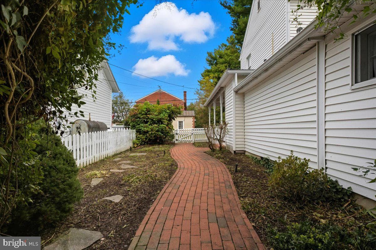 222 Wirt Street NW photo 50