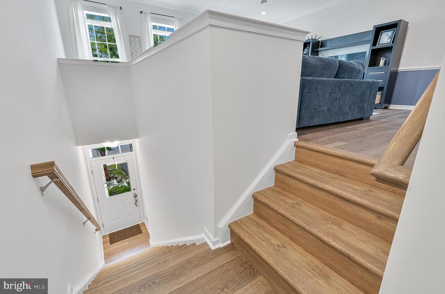 604 Savile Row Terrace photo 3