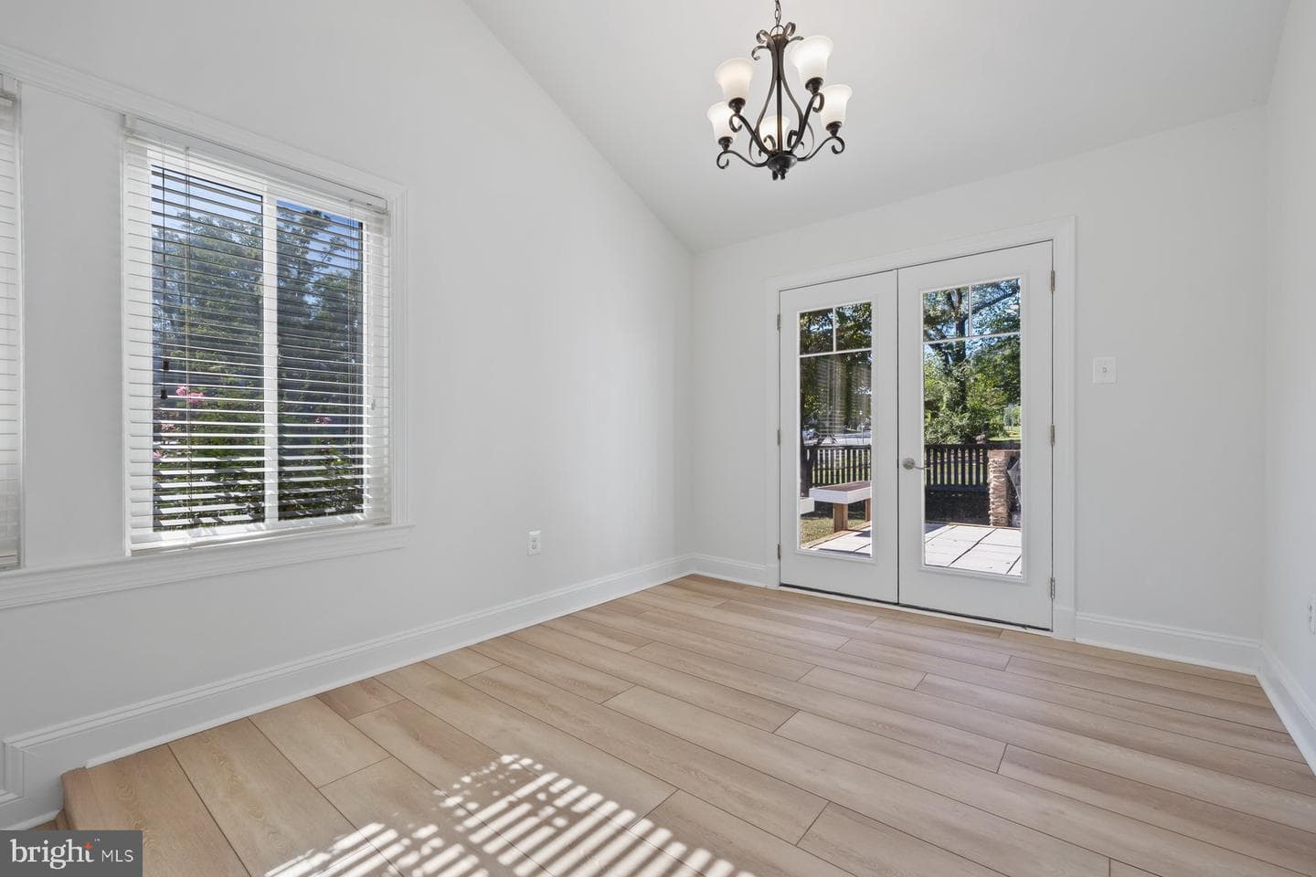 110 Sugarland Run Drive photo 15