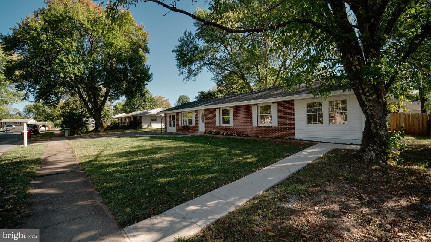 312 E Gordon Street photo 2