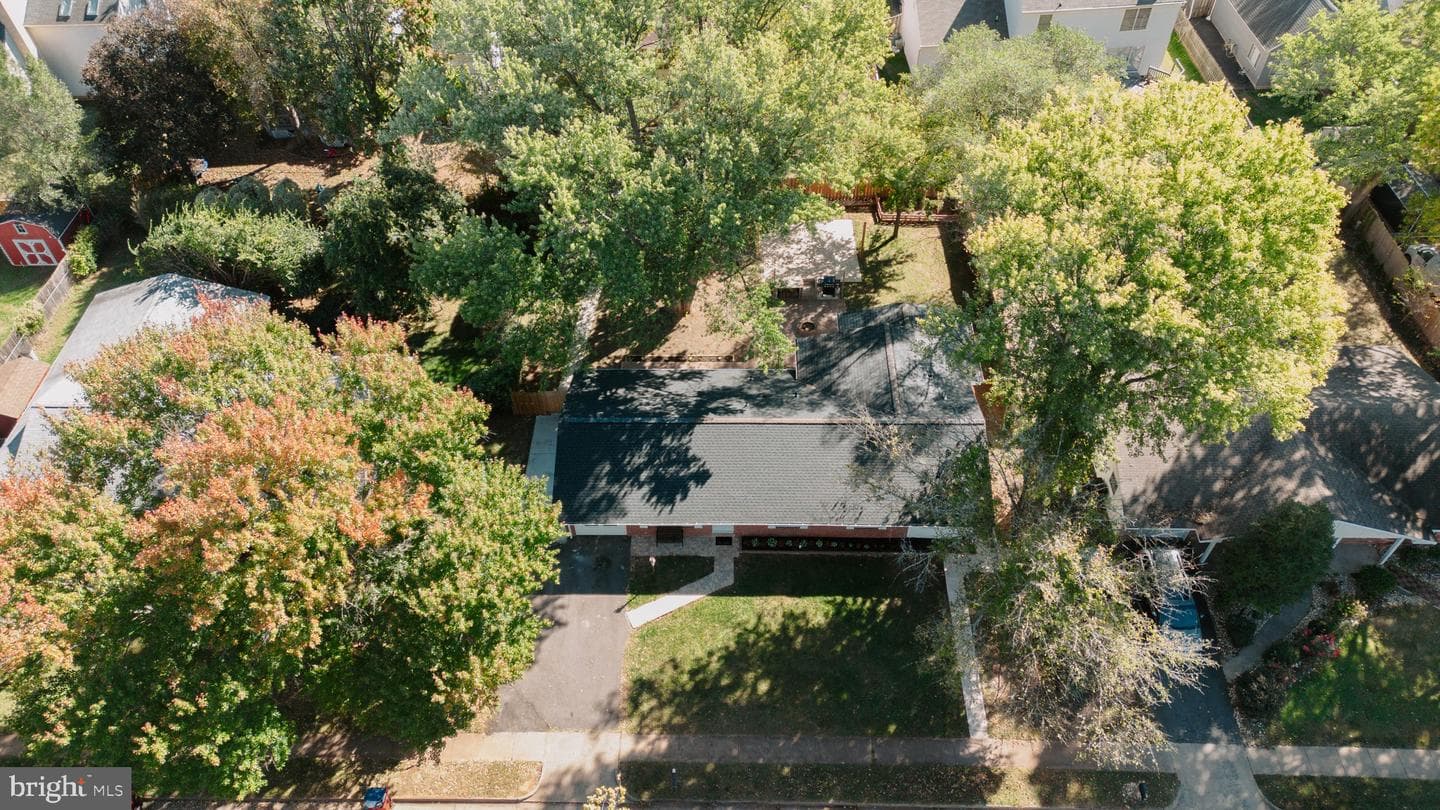 312 E Gordon Street photo 34