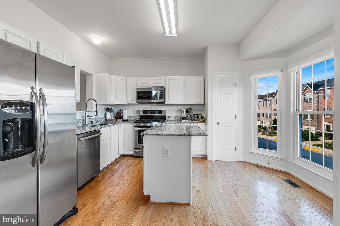 573 Tuliptree Square NE photo 11