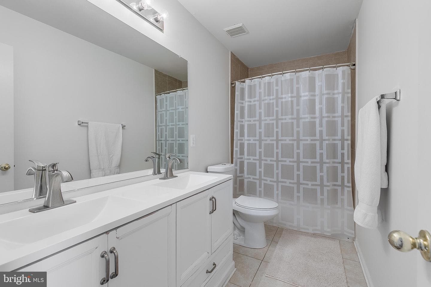 573 Tuliptree Square NE photo 28