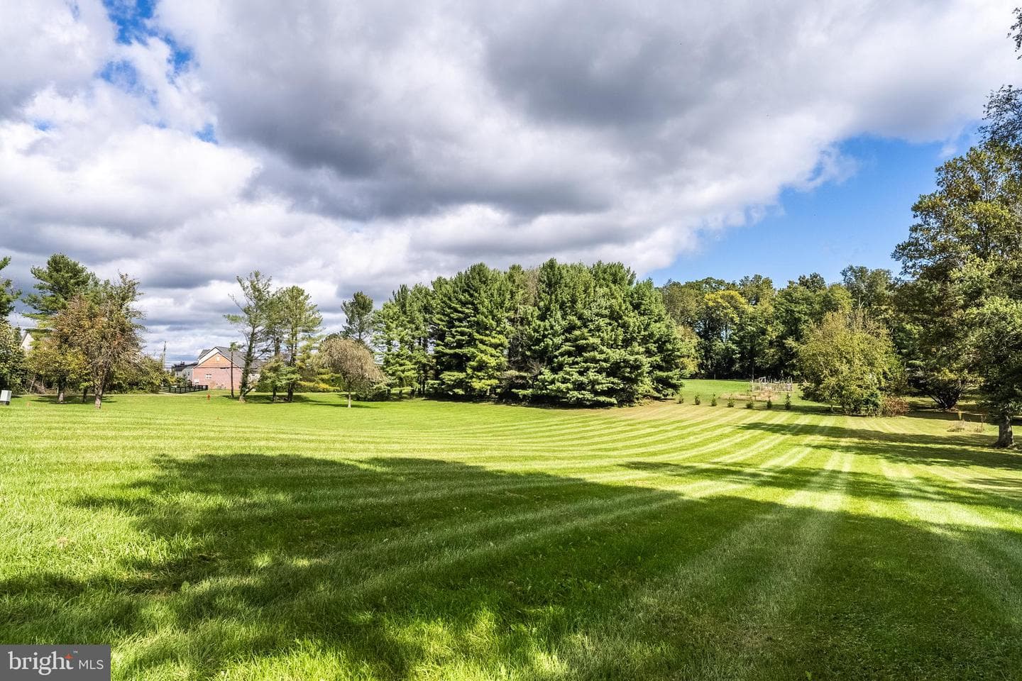 17412 Madison Avenue photo 15