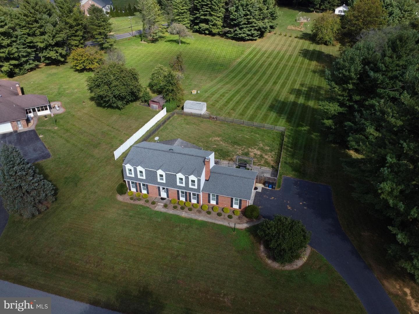 17412 Madison Avenue photo 4