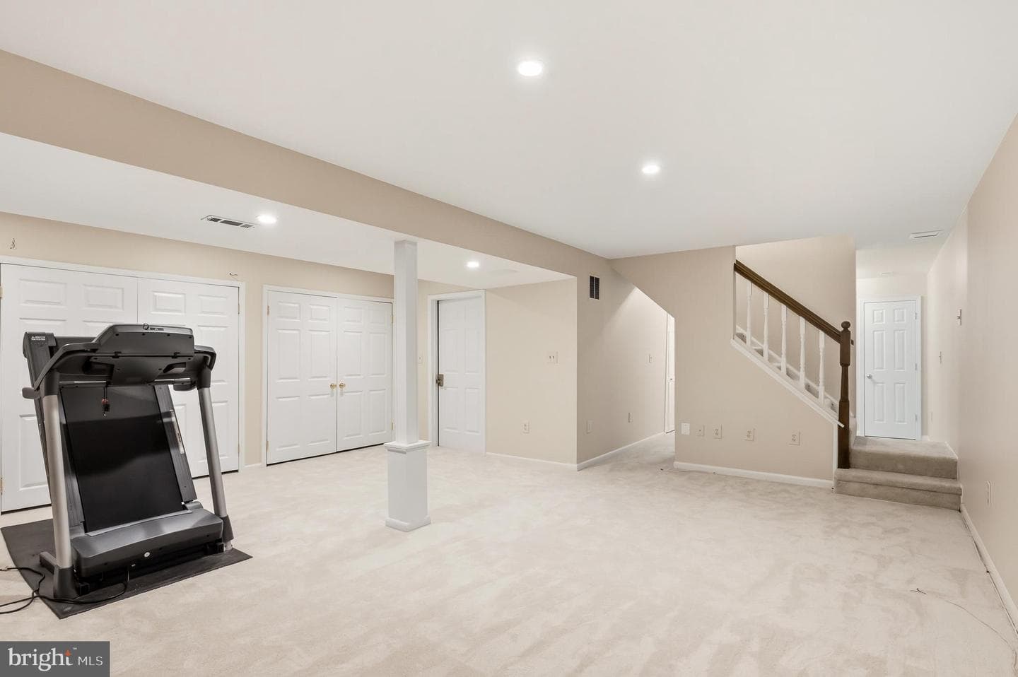 17412 Madison Avenue photo 65