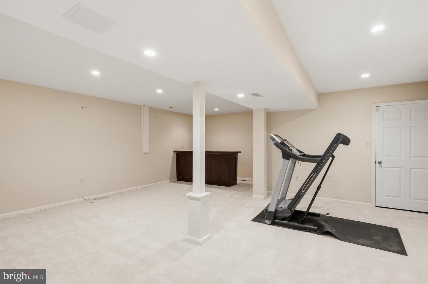 17412 Madison Avenue photo 67