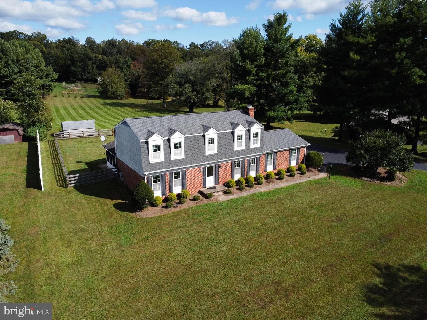 17412 Madison Avenue photo 9