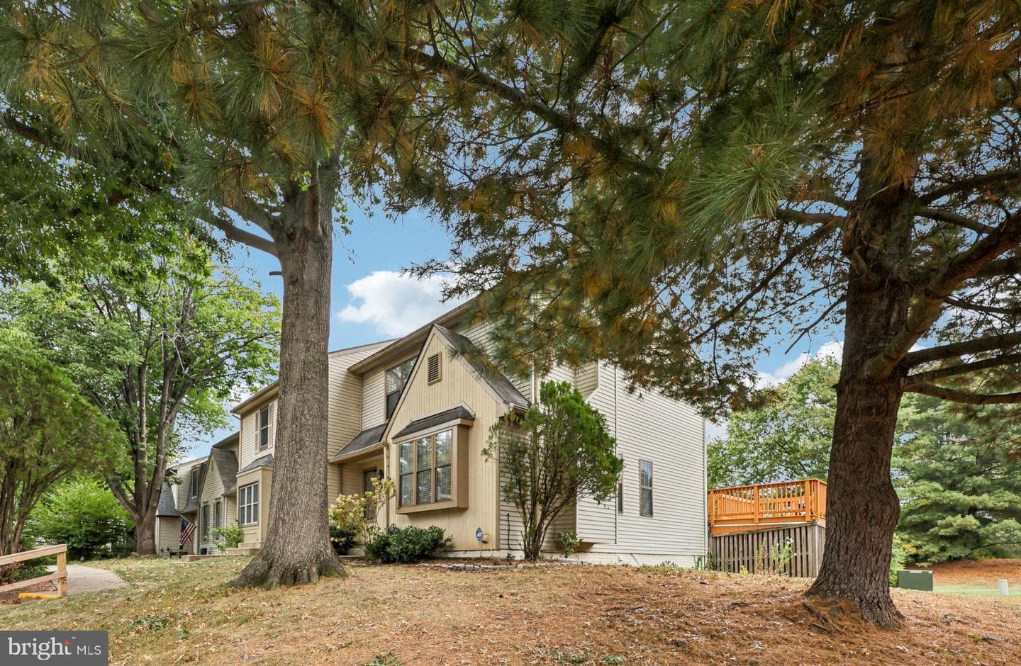 2 Berkeley Court photo 2