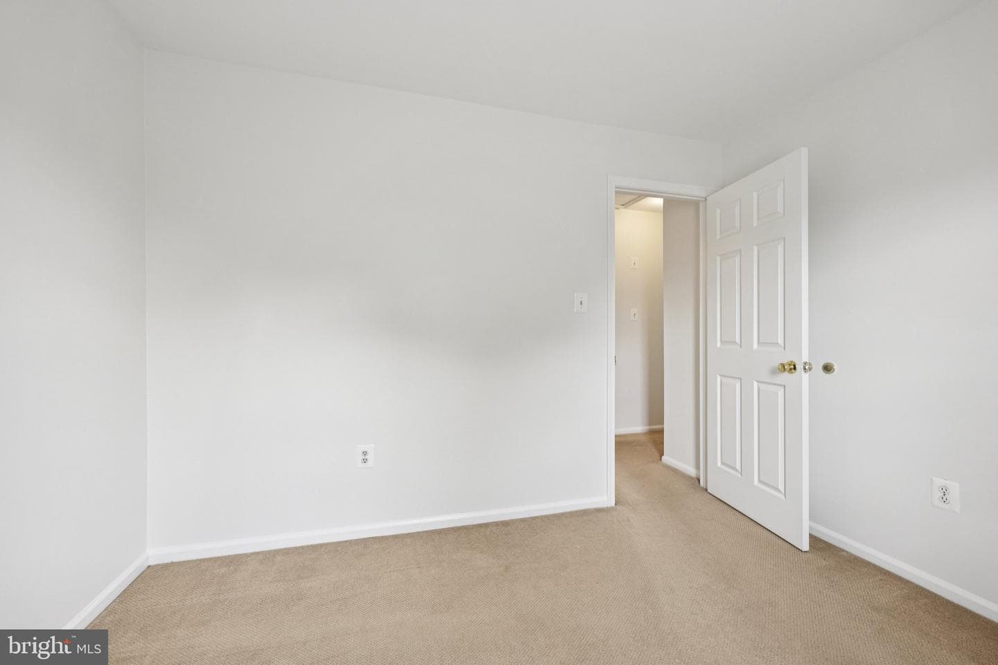 2 Berkeley Court photo 20