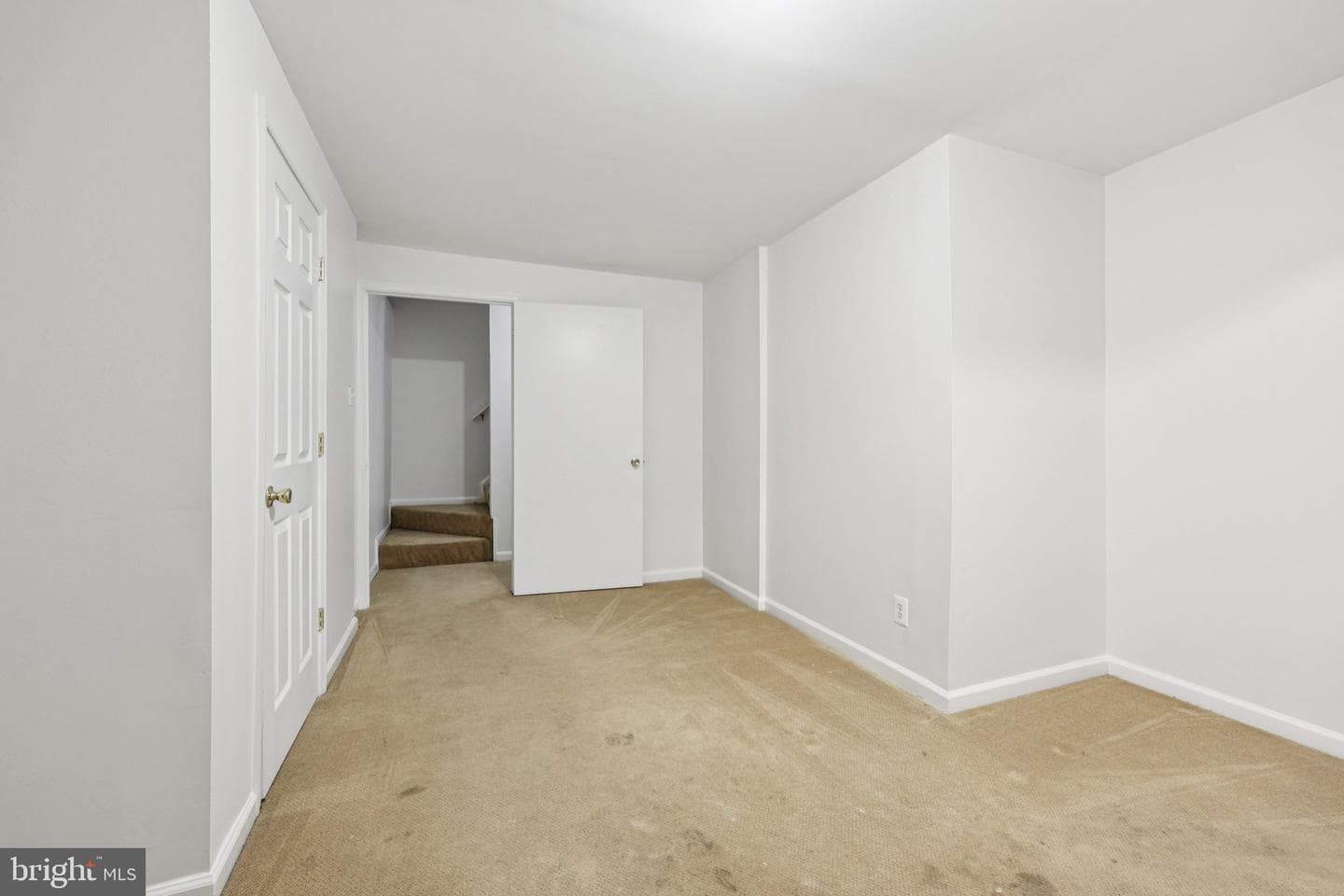 2 Berkeley Court photo 30