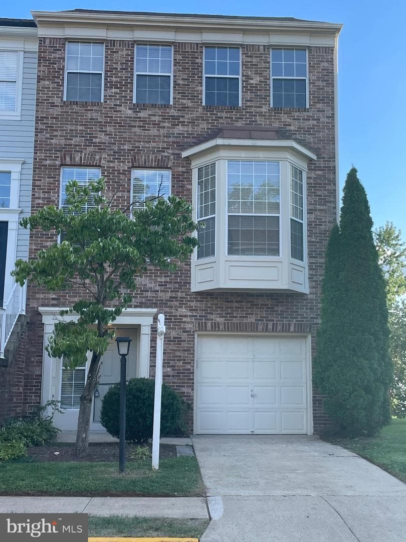 47692 Sandbank Square photo 1