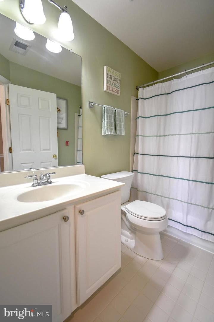 535 Legrace Terrace NE photo 26
