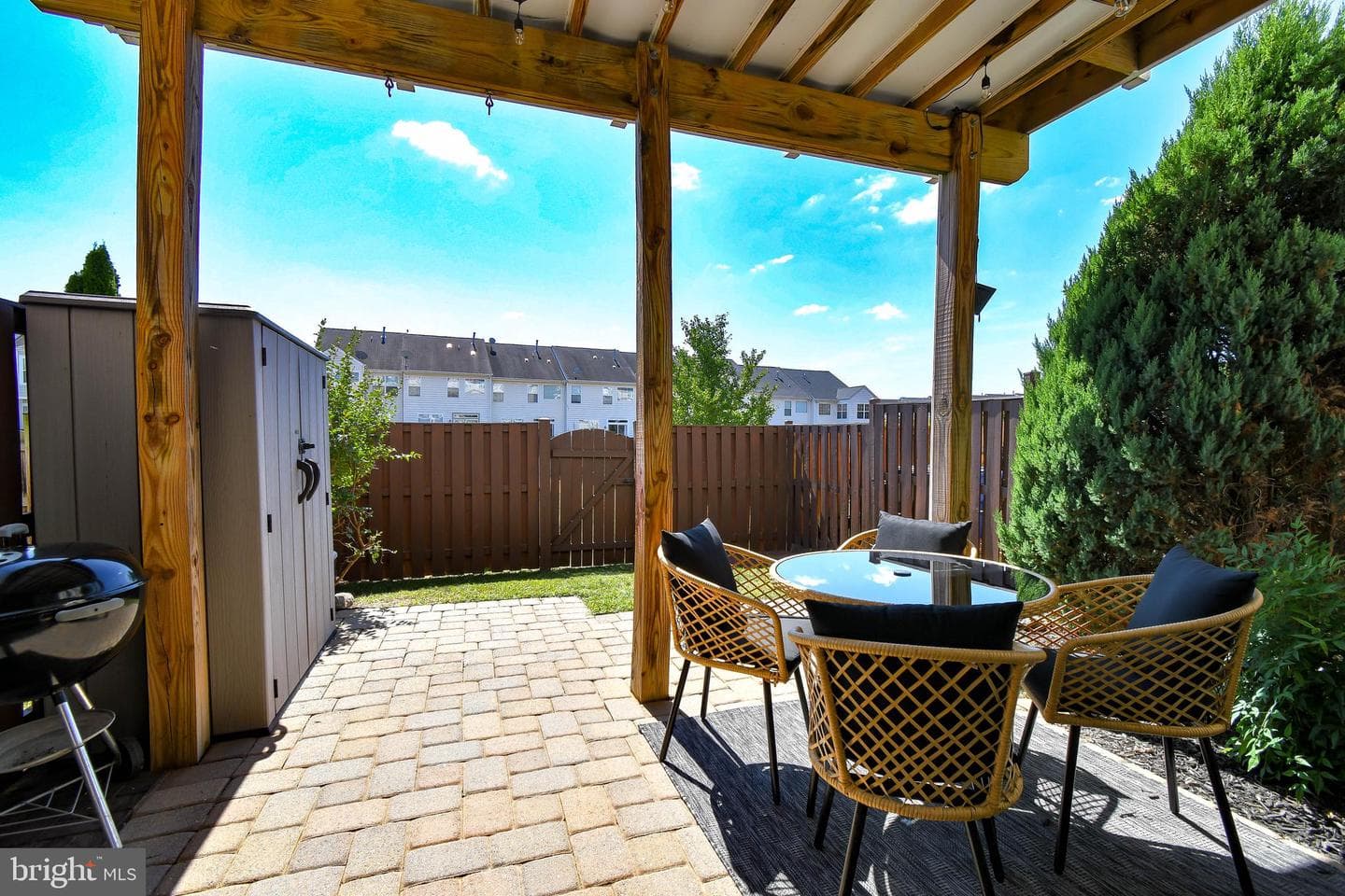 535 Legrace Terrace NE photo 35