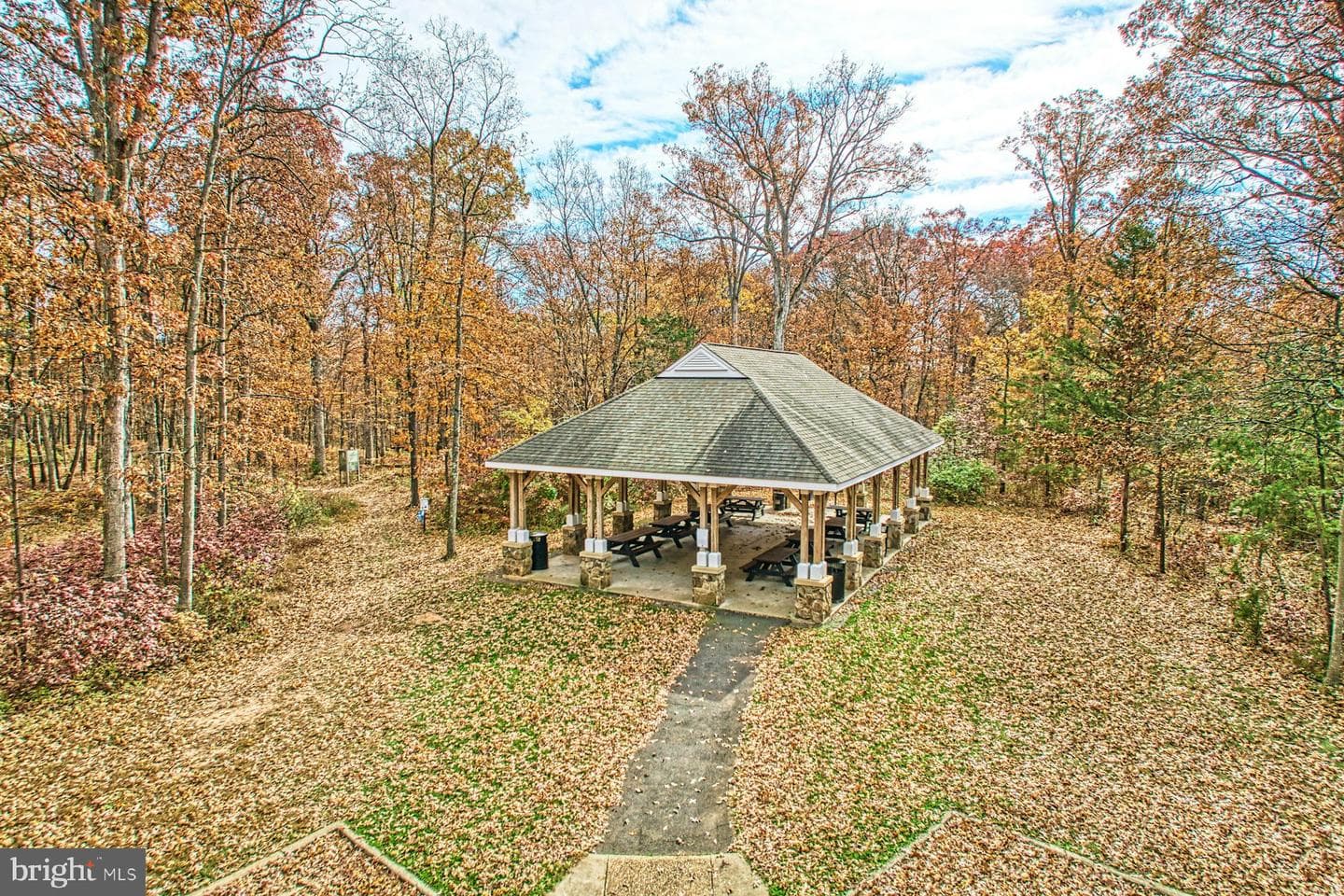 903 Powhatan Court NE photo 69