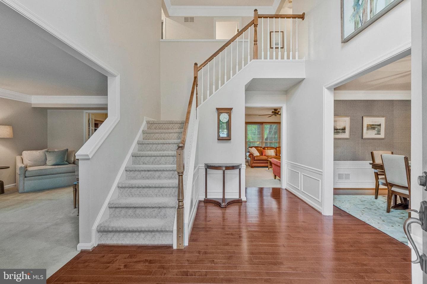 706 Amber Court NE photo 10