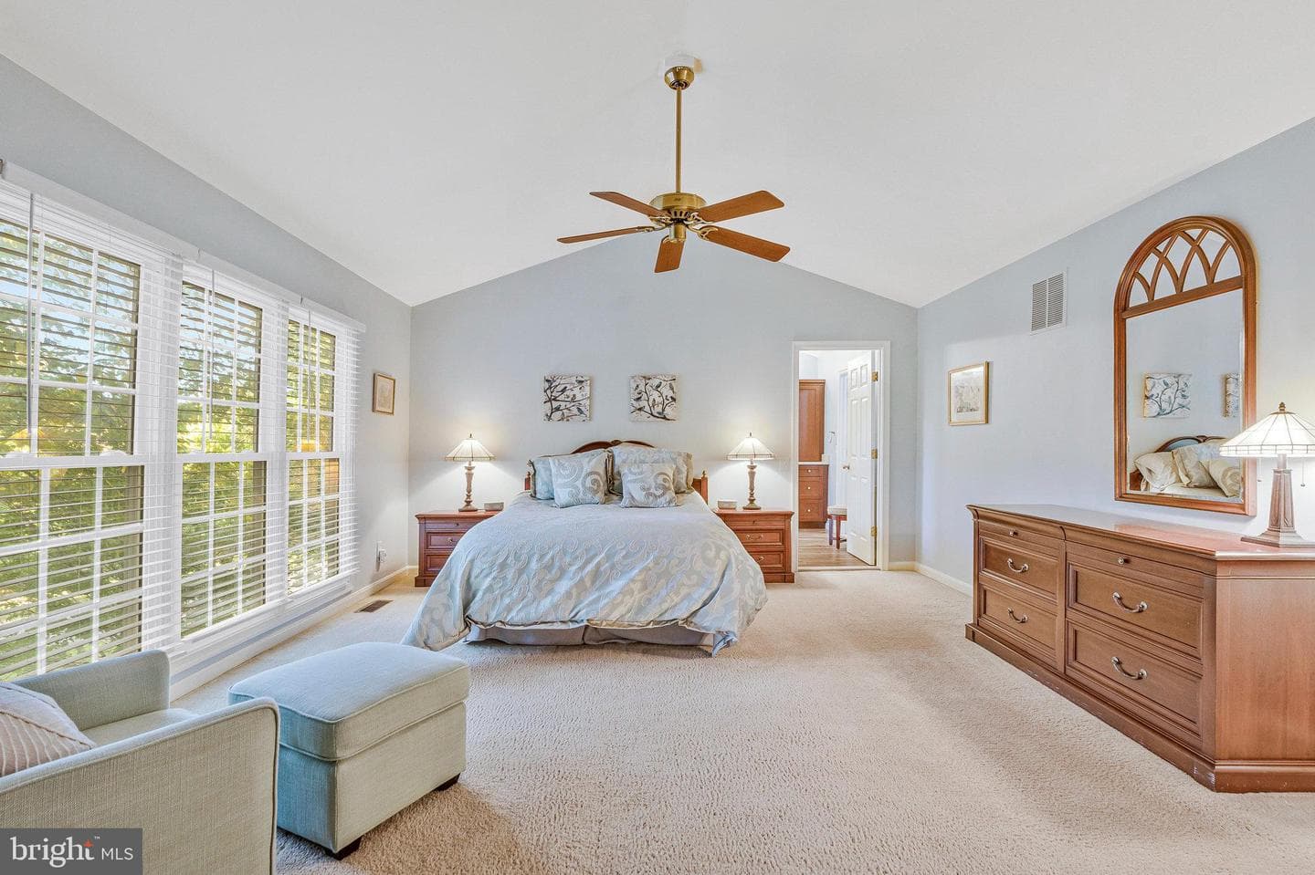 706 Amber Court NE photo 31