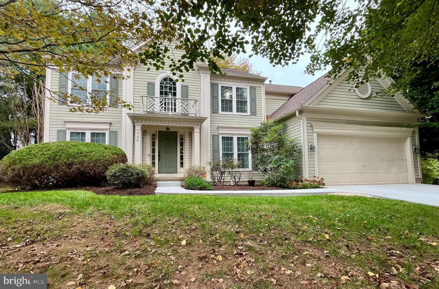 706 Amber Court NE photo 4