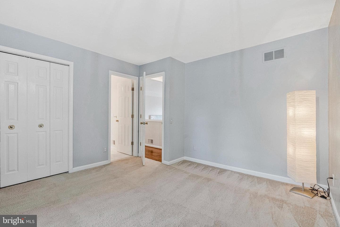 706 Amber Court NE photo 43