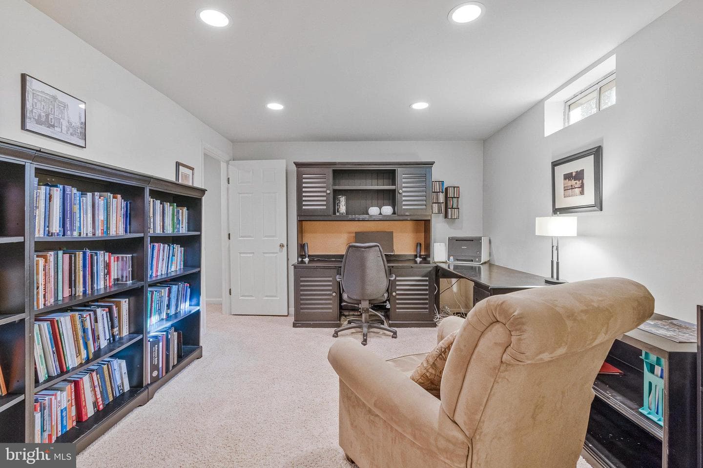 706 Amber Court NE photo 47