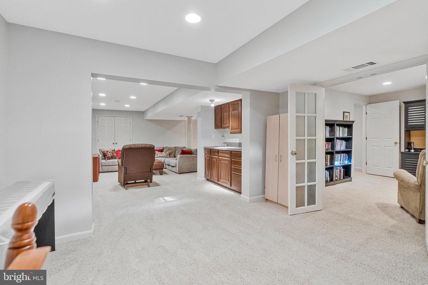 706 Amber Court NE photo 48