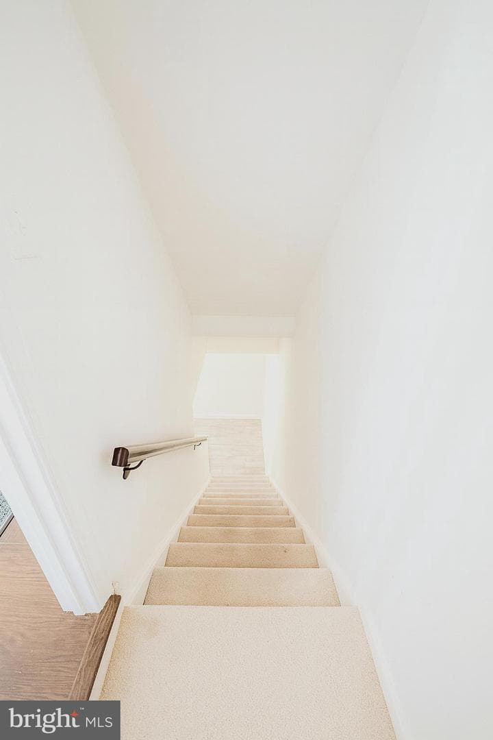 21 Haxall Court photo 14