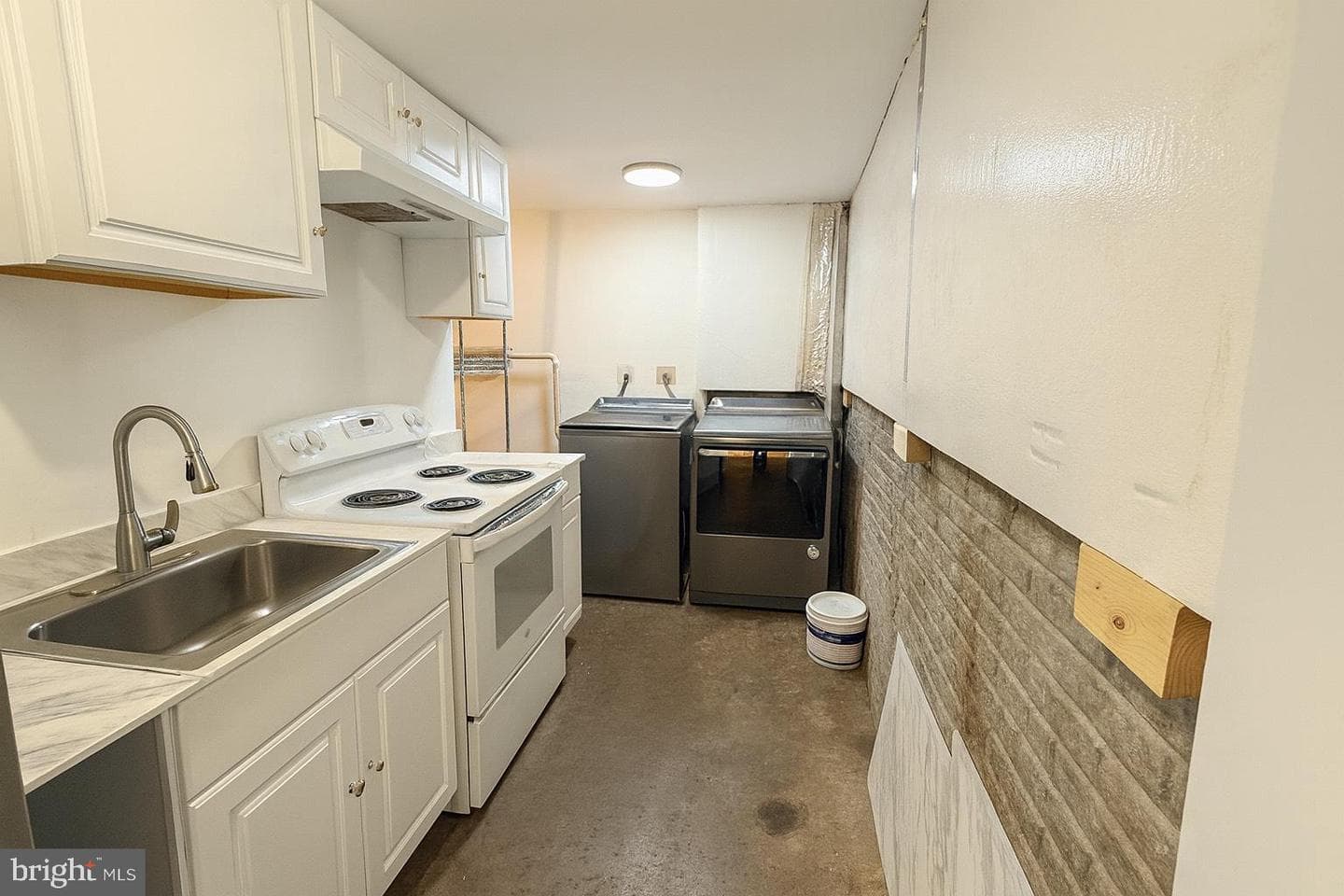 21 Haxall Court photo 15