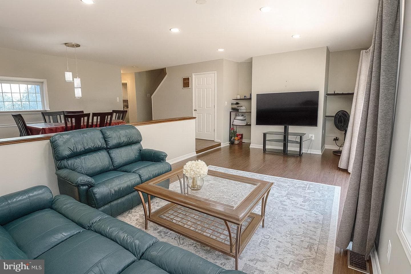 21 Haxall Court photo 5