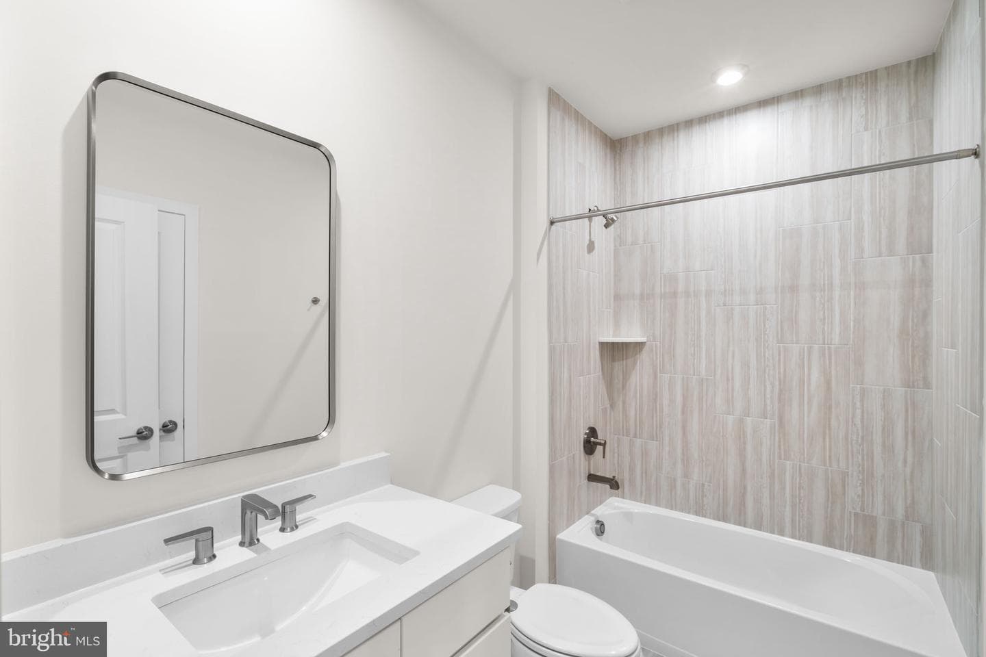 14629 Fordson Court photo 32