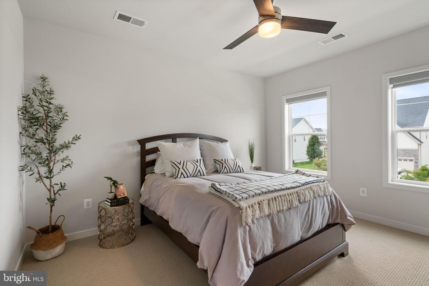 24878 Lenah Crossing Drive photo 32