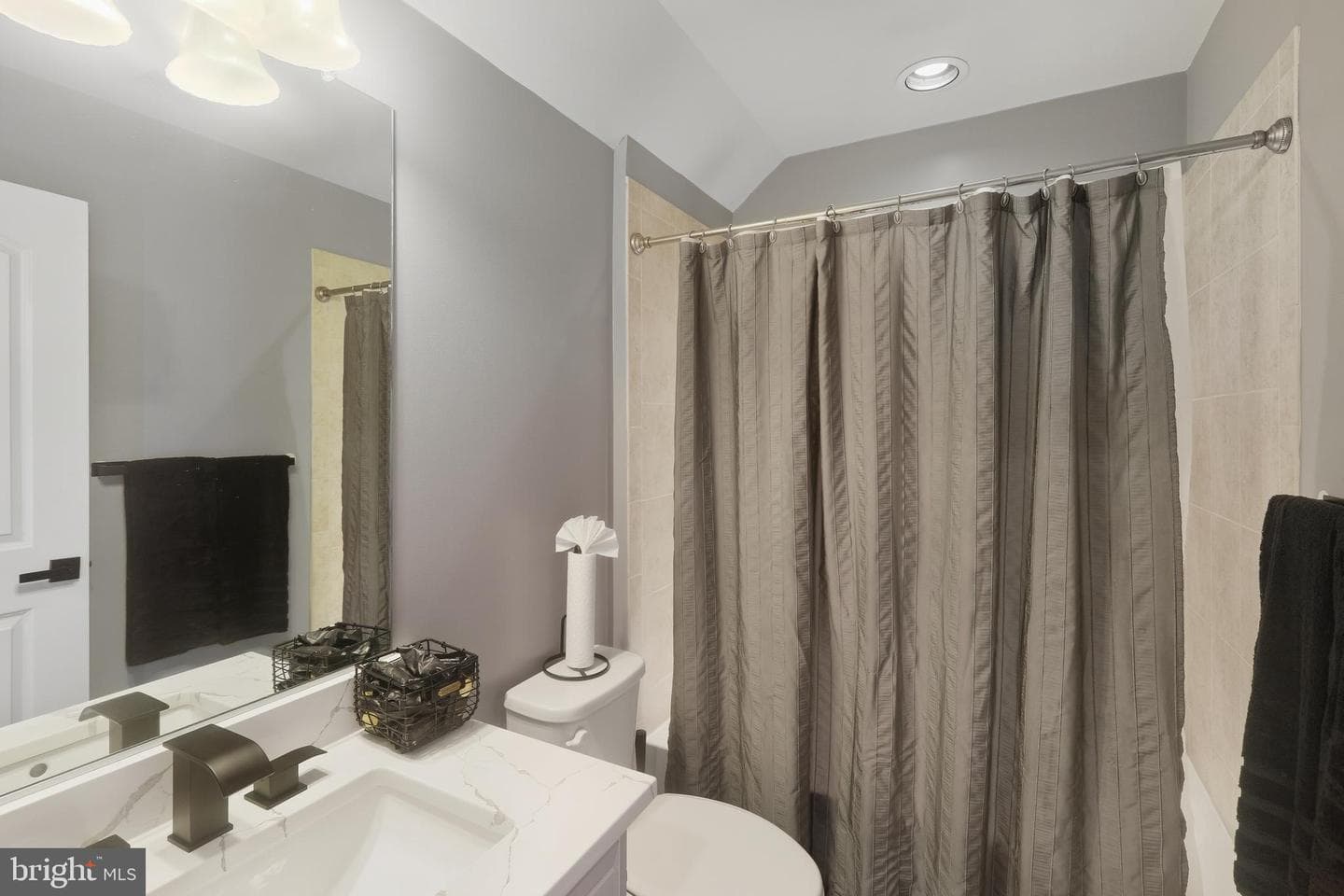 41854 Juniper Hill Court photo 39