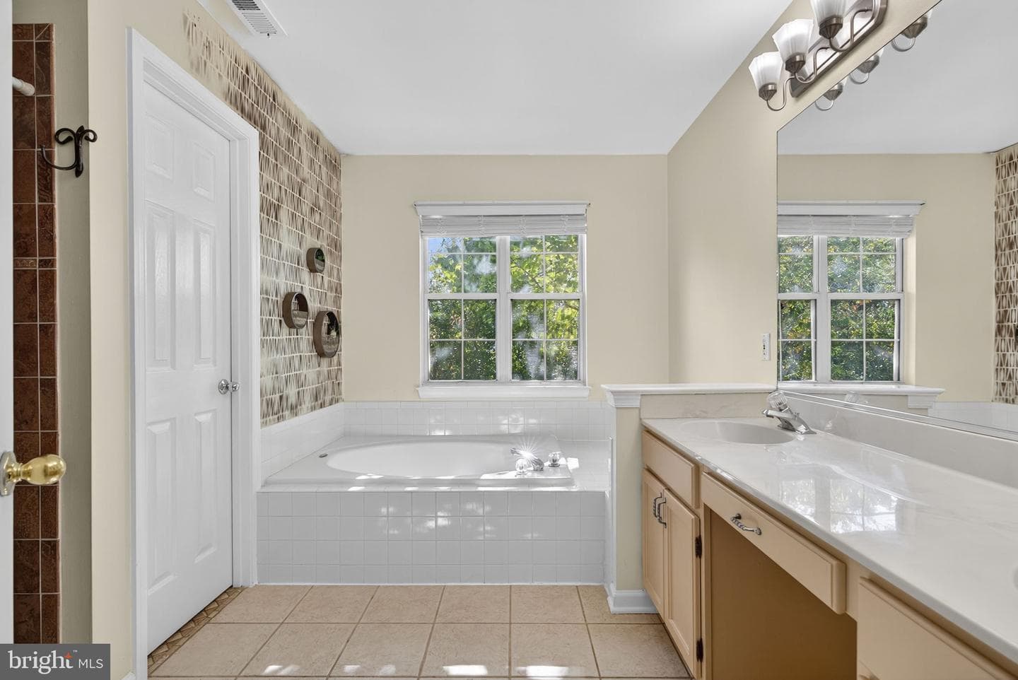 43213 Wayside Circle photo 50