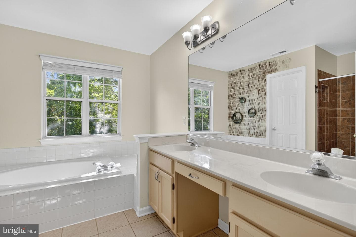 43213 Wayside Circle photo 51