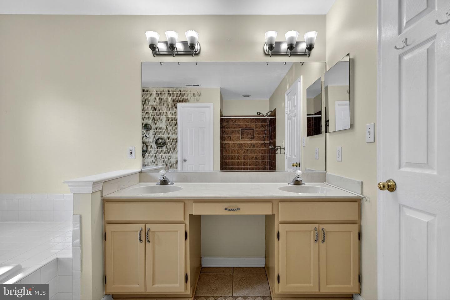 43213 Wayside Circle photo 53