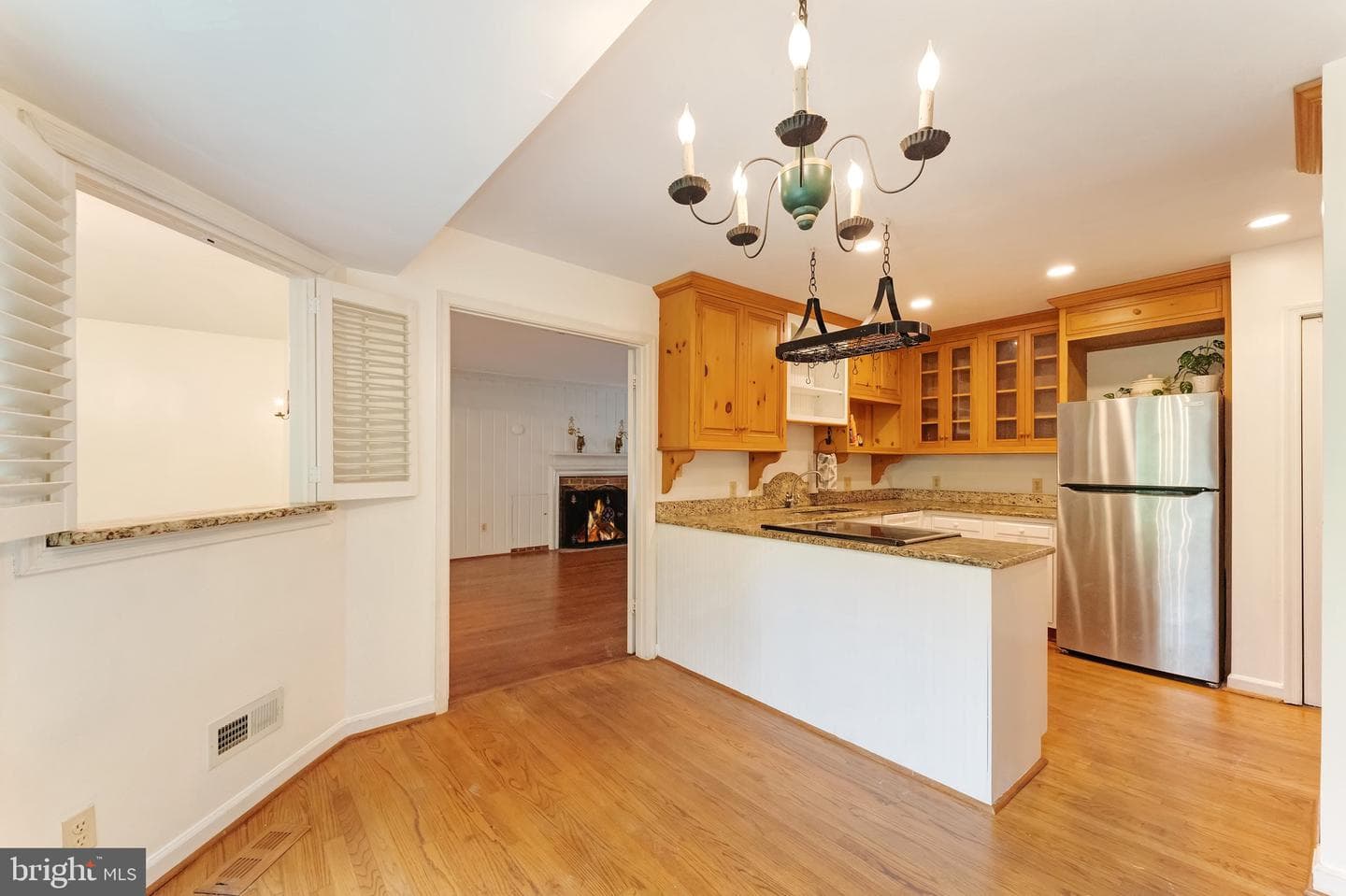 3 Meadowbrook Court S photo 11
