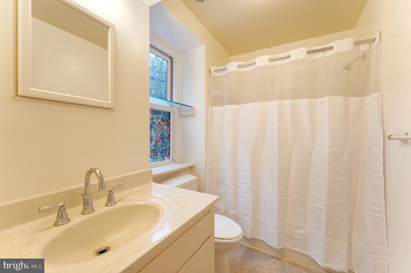 3 Meadowbrook Court S photo 24