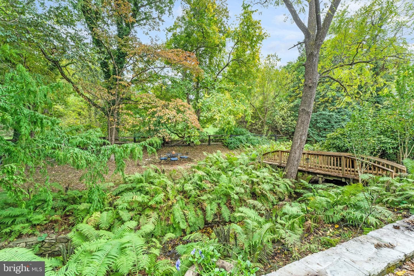 3 Meadowbrook Court S photo 27