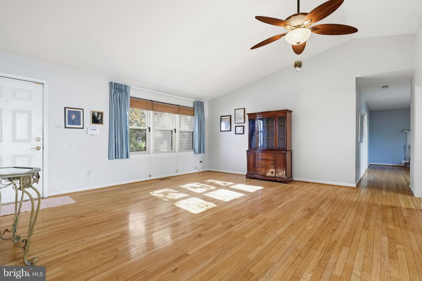 202 Stratford Place SW photo 13