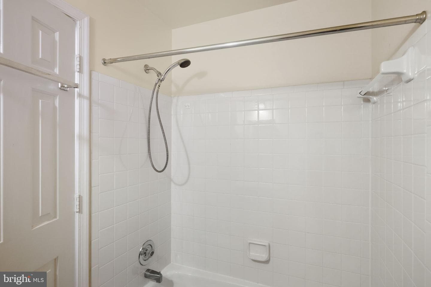 202 Stratford Place SW photo 28